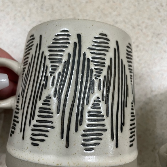 World Market stoneware mug set - Picture 4 of 10